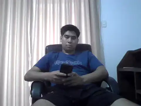 Snapshot of estudiante69 chatting on December 9, 2024, 10:30 pm estudiante69 online show from December 9, 2024, 10:30 pm