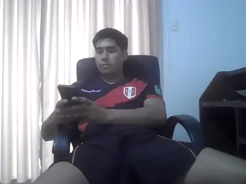 Snapshot of estudiante69 chatting on December 1, 2024, 10:26 pm estudiante69 online show from December 1, 2024, 10:26 pm