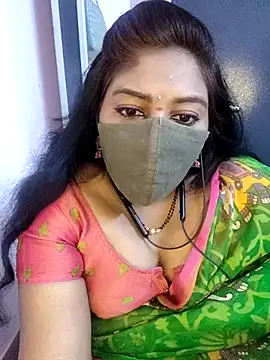 Snapshot of RomeoJuliet345 chatting on April 3, 2026, 4:13 pm RomeoJuliet345 online show from April 3, 2026, 4:13 pm