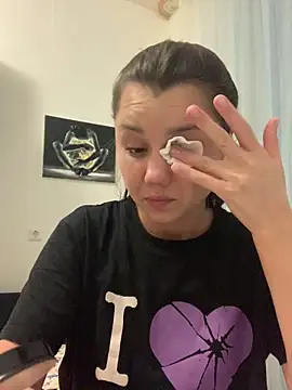 MiraMiss online show from March 31, 2026, 5:37 pm