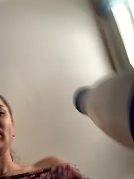 MiraMiss online show from February 15, 2026, 6:25 am