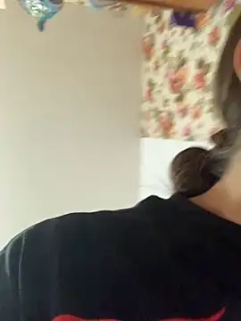 MiraMiss online show from November 28, 2025, 7:25 pm