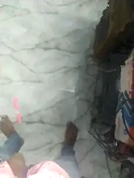 PracticalGum40 online show from November 27, 2025, 5:13 pm