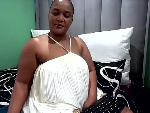 SexyEbony37X online show from June 21, 2026, 7:47 am