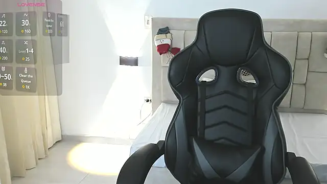 Snapshot of Sienna_Jones chatting on December 28, 2024, 12:45 pm Sienna Jones online show from December 28, 2024, 12:45 pm