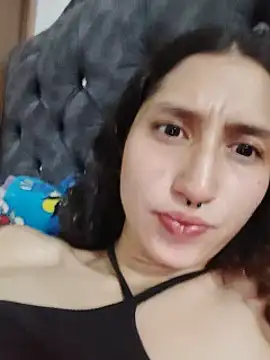 Queenjenn   online show from June 7, 2026, 1:55 am