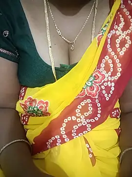 Snapshot of Telugu-mirchi chatting on June 12, 2026, 6:49 pm Telugu-mirchi online show from June 12, 2026, 6:49 pm