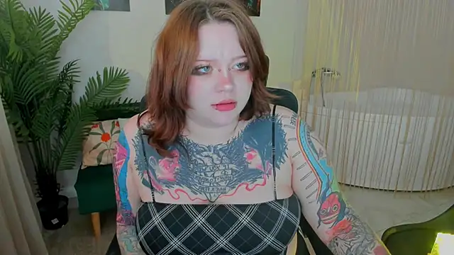 Snapshot of MoonLghte chatting on March 31, 2026, 3:30 am MoonLghte online show from March 31, 2026, 3:30 am