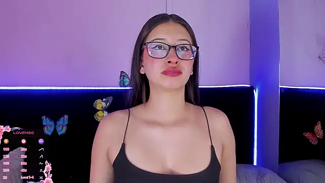 Anastasia Whitee online show from December 14, 2025, 3:13 am