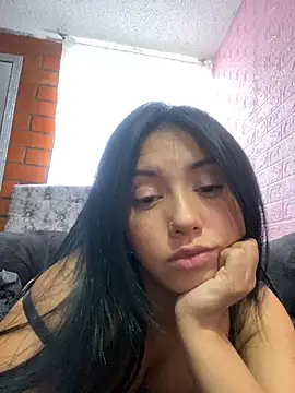 Snapshot of sweet_kitty0110 chatting on March 3, 2025, 7:39 pm sweet kitty0110 online show from March 3, 2025, 7:39 pm
