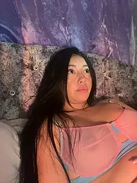Snapshot of sweet_kitty0110 chatting on February 15, 2025, 4:47 am sweet kitty0110 online show from February 15, 2025, 4:47 am