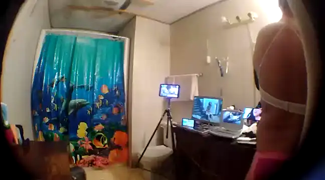 Snapshot of jockstrapstud chatting on December 4, 2024, 3:31 am jockstrapstud online show from December 4, 2024, 3:31 am