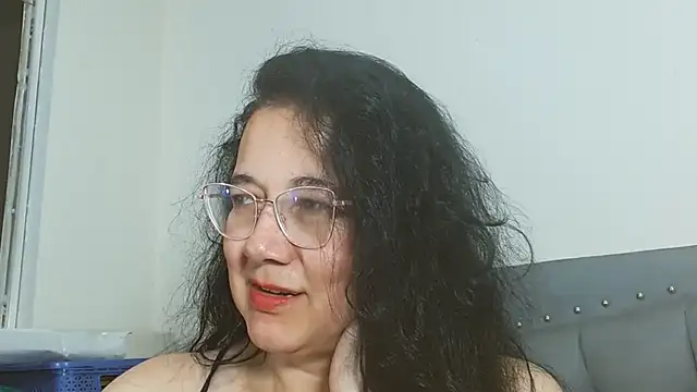 Snapshot of maturepriscila chatting on April 15, 2026, 7:58 pm maturepriscila online show from April 15, 2026, 7:58 pm