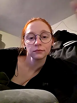 LilyFoxxx online show from March 30, 2026, 5:53 am