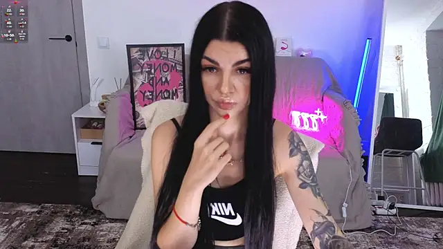 Tiffany lab online show from November 17, 2025, 1:26 pm