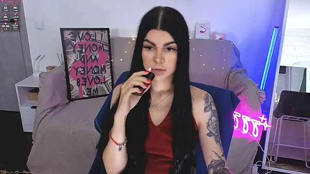 Tiffany lab online show from November 2, 2025, 10:31 am