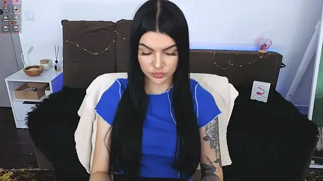 Tiffany lab online show from September 9, 2025, 11:19 am