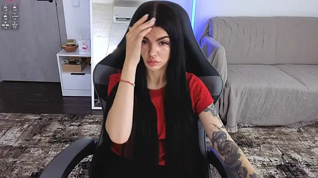 Tiffany lab online show from March 17, 2026, 10:18 am