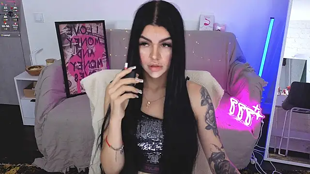 Tiffany lab online show from October 12, 2025, 8:26 am