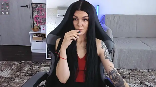 Tiffany lab online show from March 11, 2026, 9:36 am