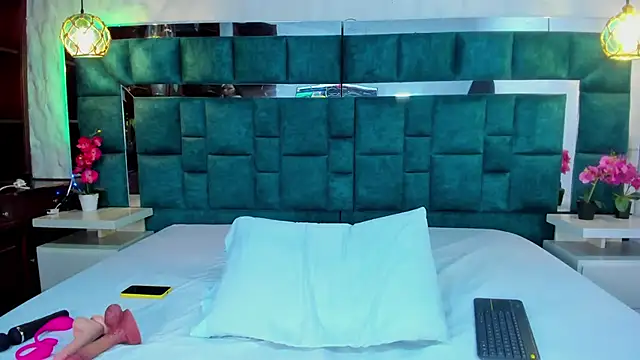 valtira nova online show from September 28, 2025, 6:48 pm