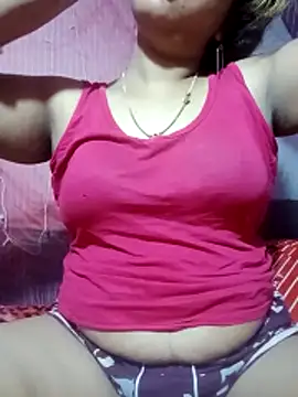 Snapshot of Super-Couple chatting on March 27, 2026, 11:05 pm Super-Couple online show from March 27, 2026, 11:05 pm