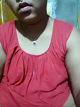 Snapshot of Super-Couple chatting on May 8, 2026, 1:48 pm Super-Couple online show from May 8, 2026, 1:48 pm