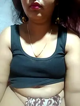 Snapshot of Super-Couple chatting on March 26, 2026, 4:38 pm Super-Couple online show from March 26, 2026, 4:38 pm