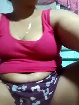 Snapshot of Super-Couple chatting on March 30, 2026, 1:56 pm Super-Couple online show from March 30, 2026, 1:56 pm