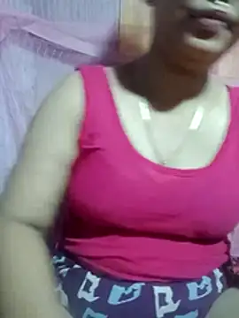 Snapshot of Super-Couple chatting on April 6, 2026, 4:30 am Super-Couple online show from April 6, 2026, 4:30 am