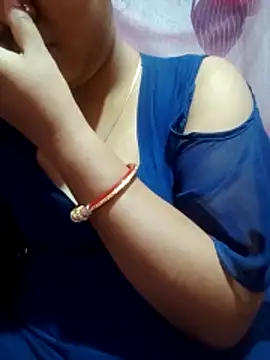 Snapshot of Super-Couple chatting on March 4, 2026, 4:53 am Super-Couple online show from March 4, 2026, 4:53 am