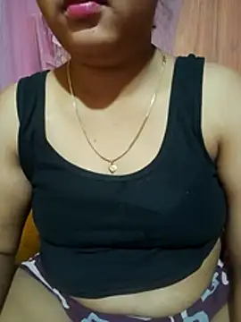 Snapshot of Super-Couple chatting on April 19, 2026, 8:00 pm Super-Couple online show from April 19, 2026, 8:00 pm