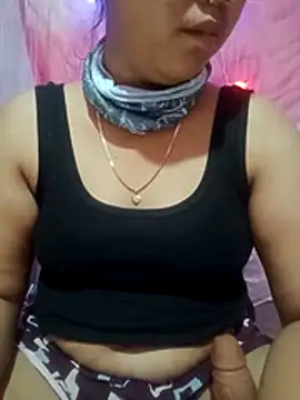 Super-Couple online show from November 18, 2025, 8:56 pm