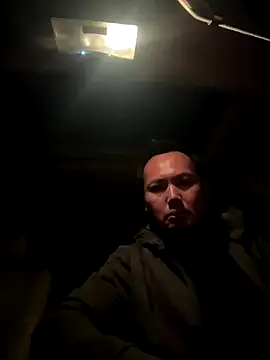 2Fly4Guy online show from December 15, 2025, 5:02 am