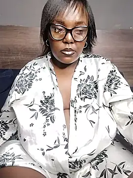 Snapshot of CHERRYYUMMY chatting on April 1, 2026, 7:55 pm CHERRYYUMMY online show from April 1, 2026, 7:55 pm