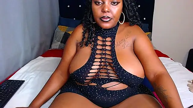 Snapshot of CHERRYYUMMY chatting on February 25, 2025, 5:08 pm CHERRYYUMMY online show from February 25, 2025, 5:08 pm