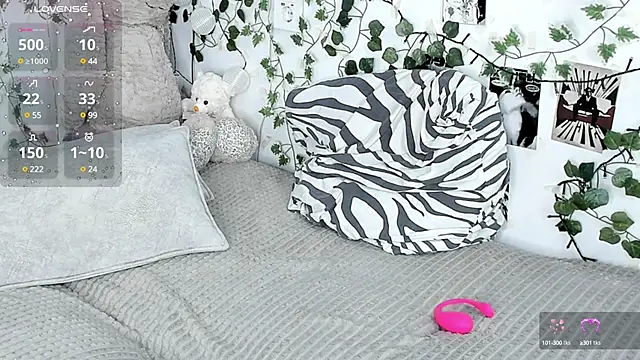 Snapshot of pusillanimouss chatting on March 12, 2025, 4:56 pm pusillanimouss online show from March 12, 2025, 4:56 pm