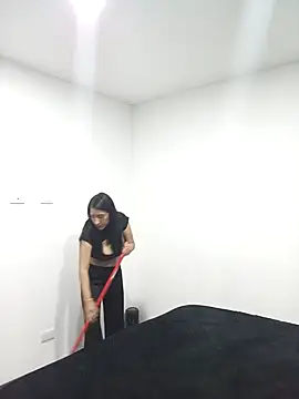 Snapshot of Sofi_hot_4m chatting on February 19, 2026, 9:56 pm Sofi hot 4m online show from February 19, 2026, 9:56 pm