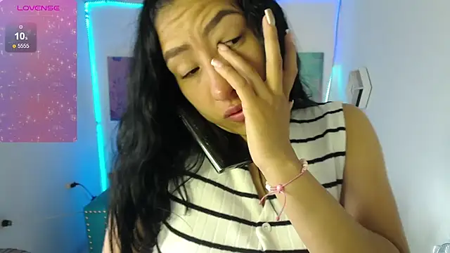 Snapshot of Sofi_hot_4m chatting on February 9, 2026, 1:20 pm Sofi hot 4m online show from February 9, 2026, 1:20 pm