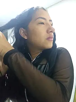 Snapshot of Sofi_hot_4m chatting on February 7, 2026, 4:04 pm Sofi hot 4m online show from February 7, 2026, 4:04 pm