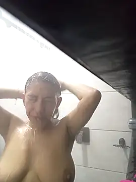 Snapshot of Sofi_hot_4m chatting on February 24, 2026, 9:37 pm Sofi hot 4m online show from February 24, 2026, 9:37 pm