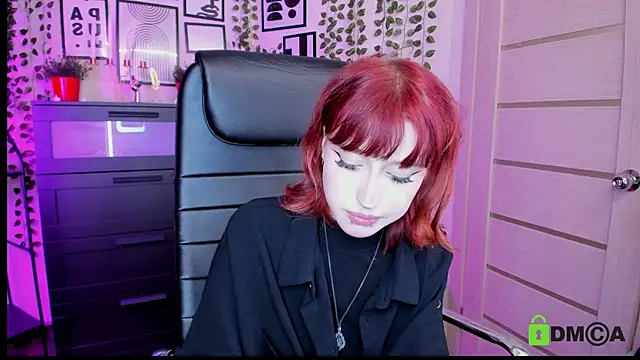 Snapshot of ElizaNik_ chatting on July 17, 2026, 8:50 pm ElizaNik online show from July 17, 2026, 8:50 pm