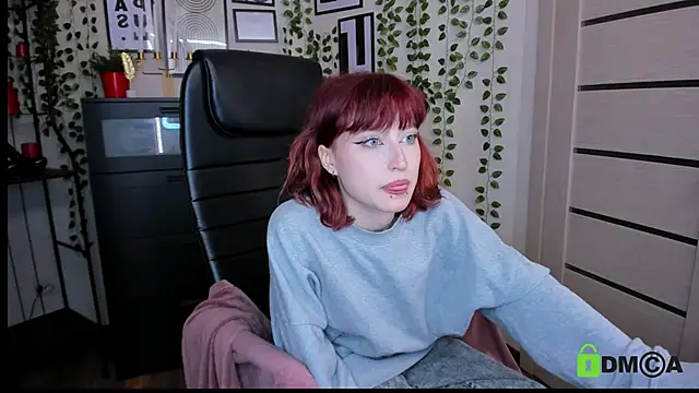 Snapshot of ElizaNik_ chatting on June 17, 2026, 11:58 pm ElizaNik online show from June 17, 2026, 11:58 pm