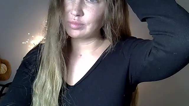 Snapshot of Lucky_Anna chatting on January 8, 2026, 9:54 pm Lucky Anna online show from January 8, 2026, 9:54 pm