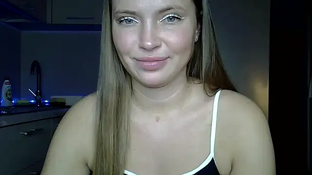 Snapshot of Lucky_Anna chatting on February 22, 2026, 6:09 pm Lucky Anna online show from February 22, 2026, 6:09 pm