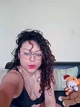 Lunavega1 online show from February 24, 2026, 5:03 pm