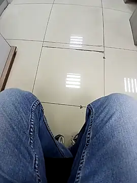 Snapshot of jezusex chatting on December 6, 2024, 5:17 pm jezusex online show from December 6, 2024, 5:17 pm