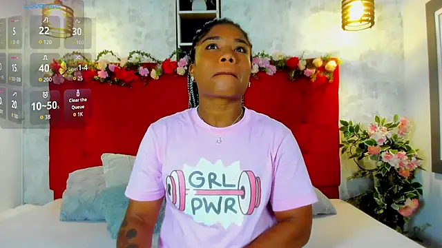 SilvannaFit online show from October 20, 2025, 12:06 pm