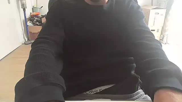 taallguyy 196 online show from September 26, 2025, 10:55 am