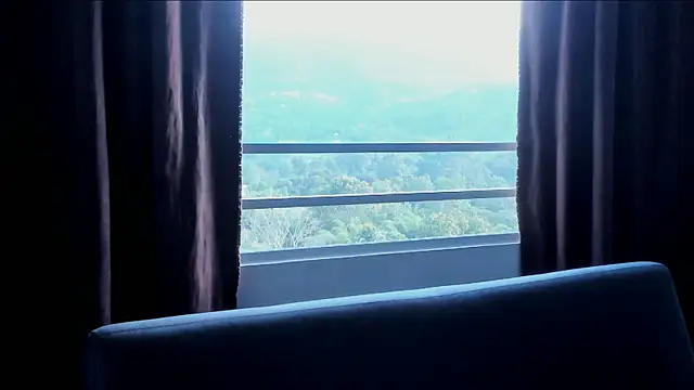 lnxmst online show from March 29, 2026, 10:11 pm